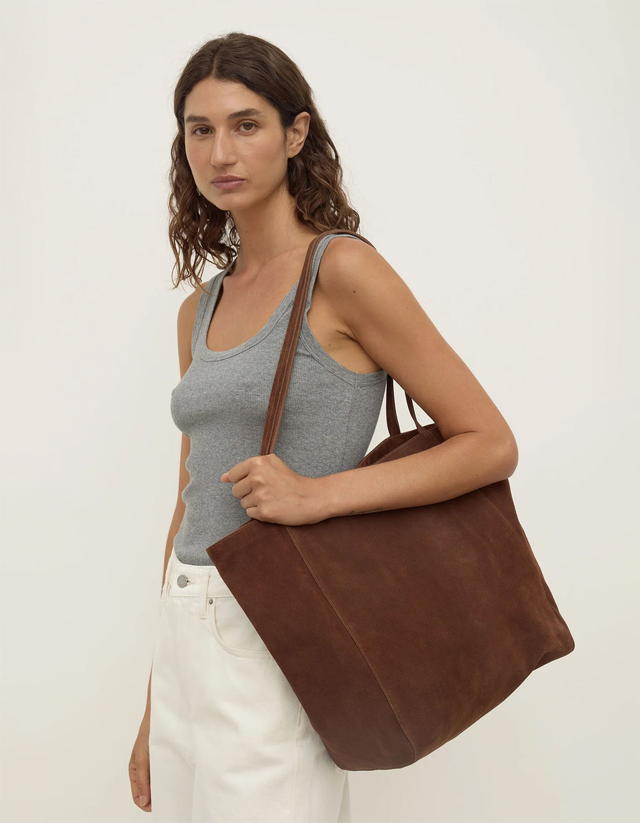 Paige Suede Tote Bag - Amaro