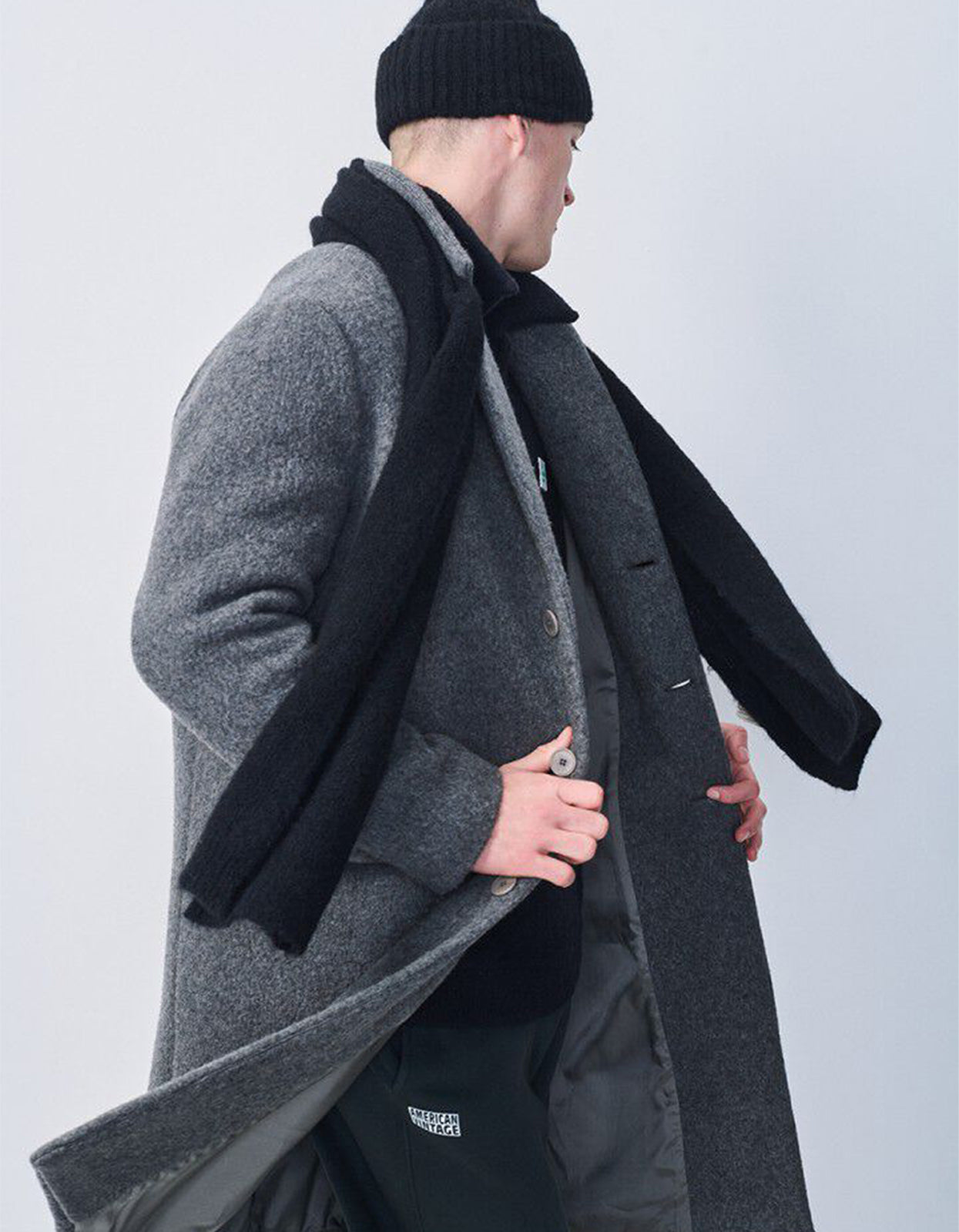 East Scarf - Black