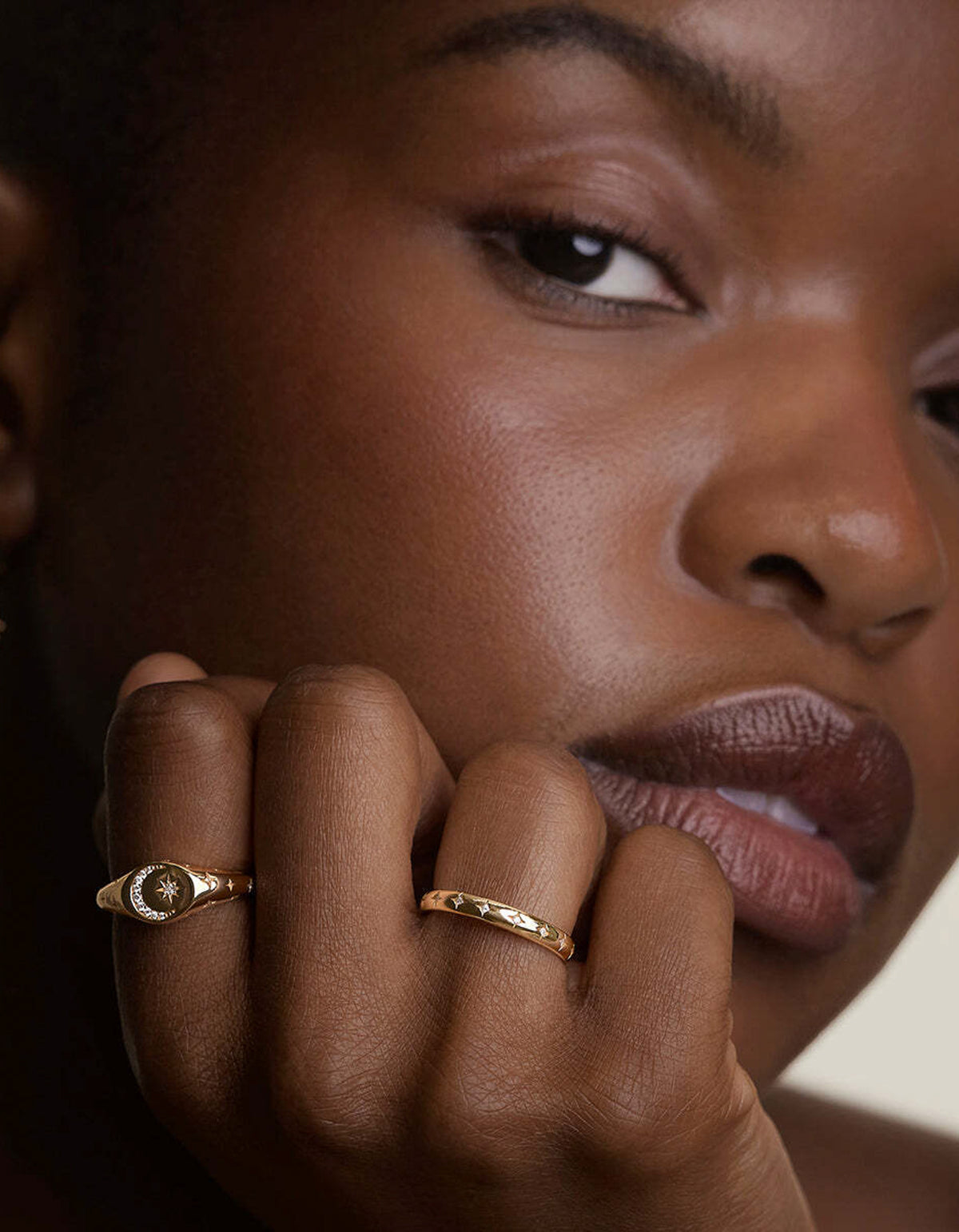 Cosmic Star Band Ring - Gold