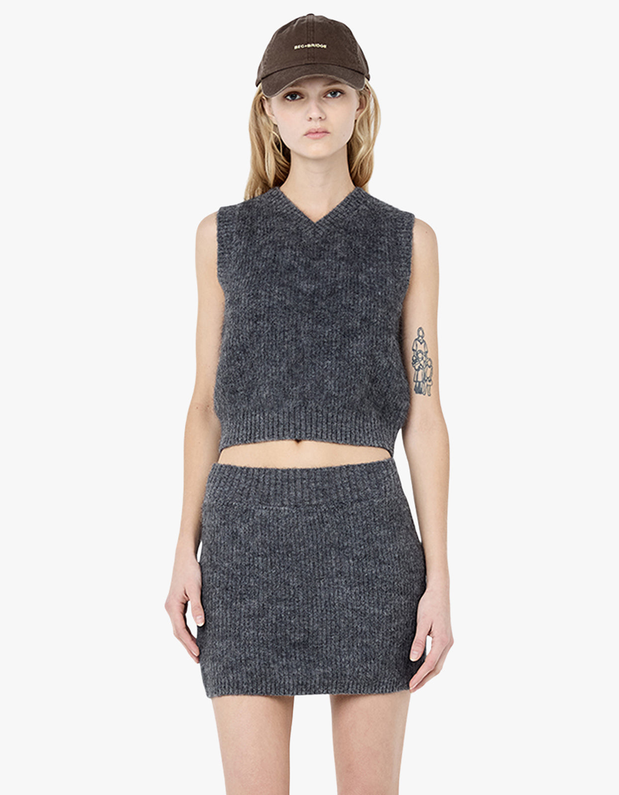 Bec and Bridge - Noe Vest Charcoal | Superette