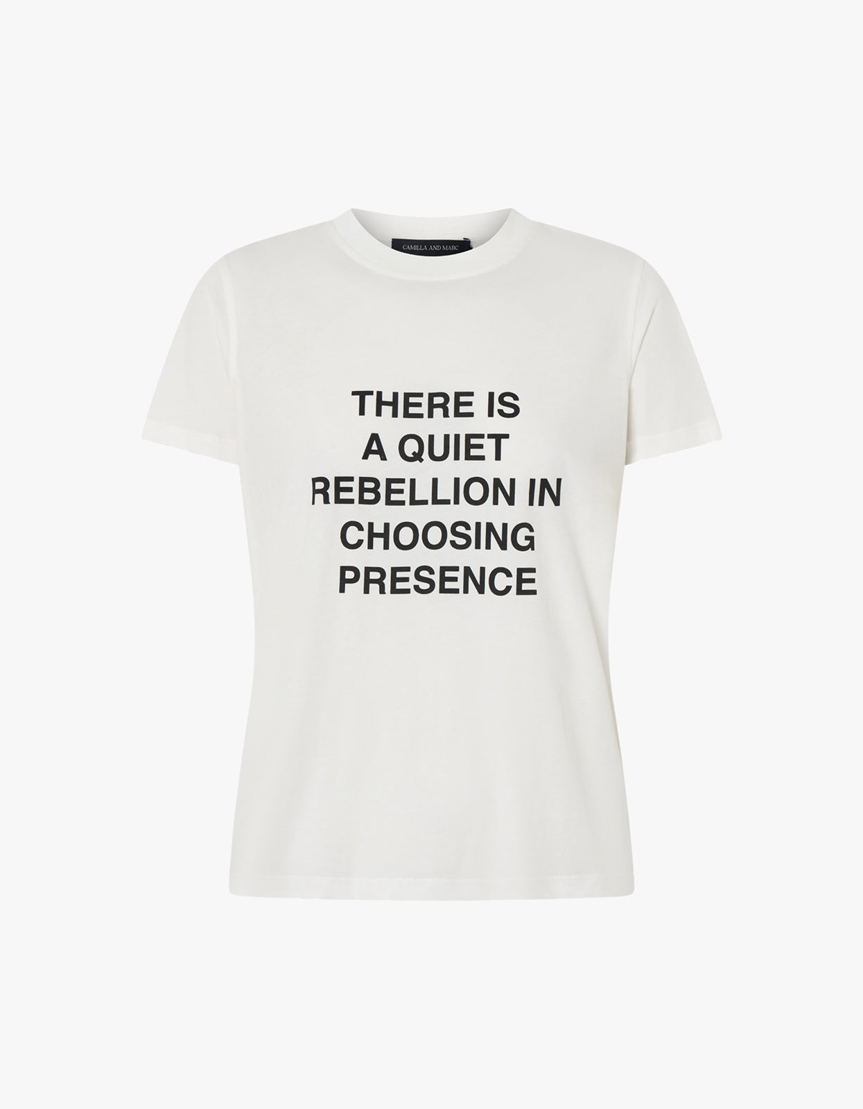 Lucinda Fitted Tee - Soft Whit/Blacke