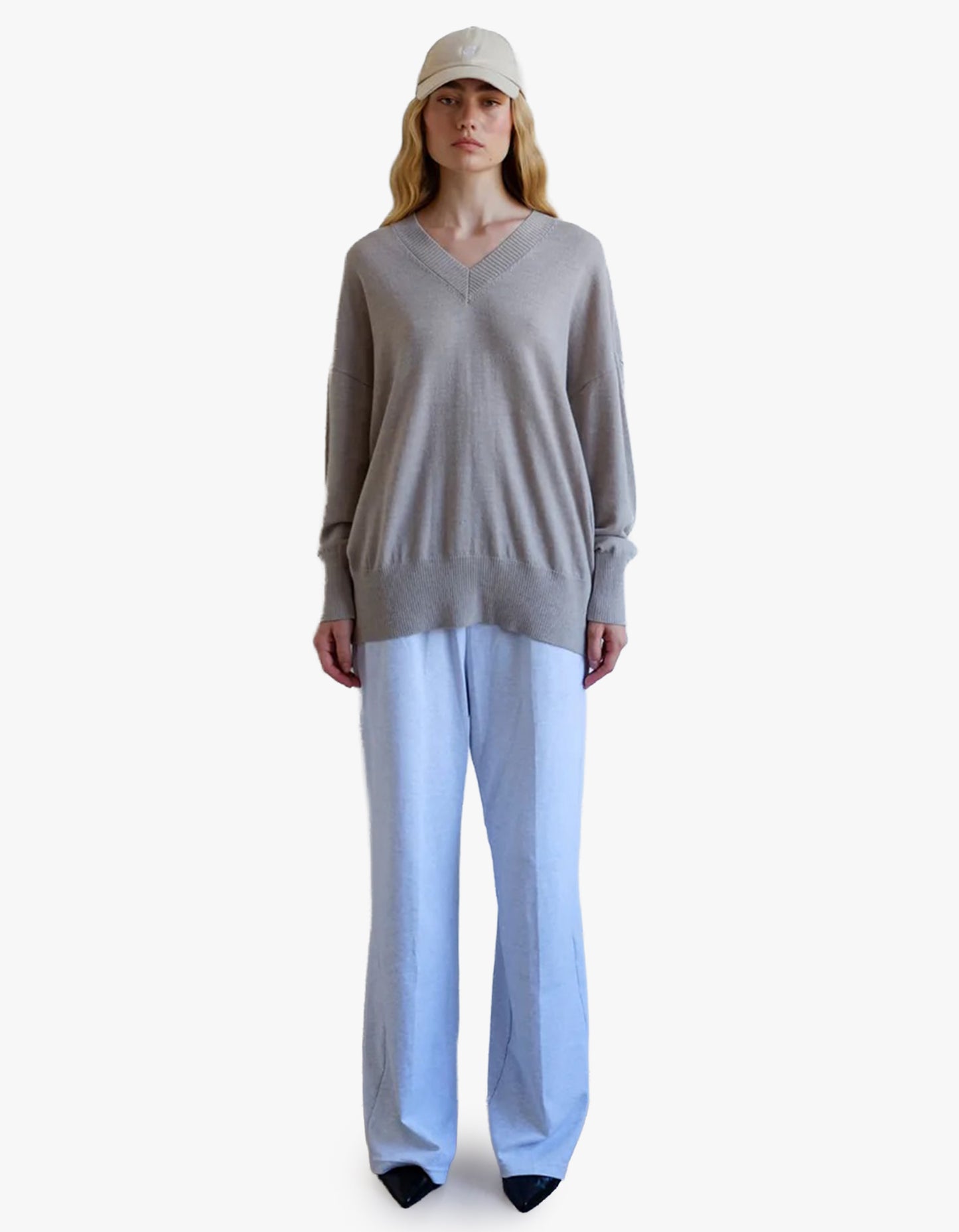 Washington Merino V-Neck - Beige