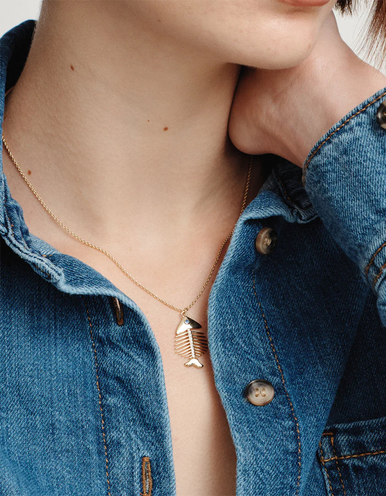 Pesce Fish Necklace - Gold