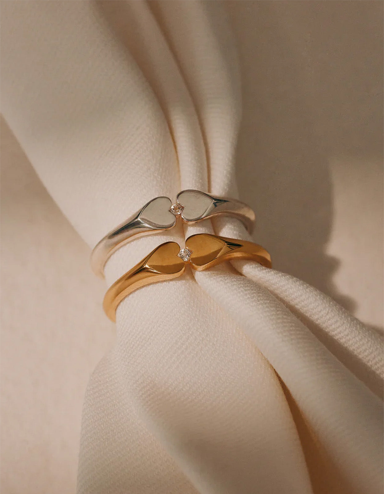 Heart Connection Signet Ring - Silver