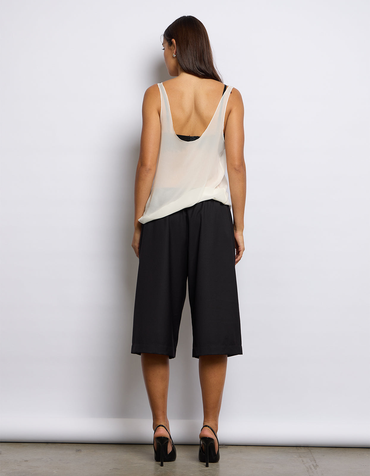 June Short - Black
