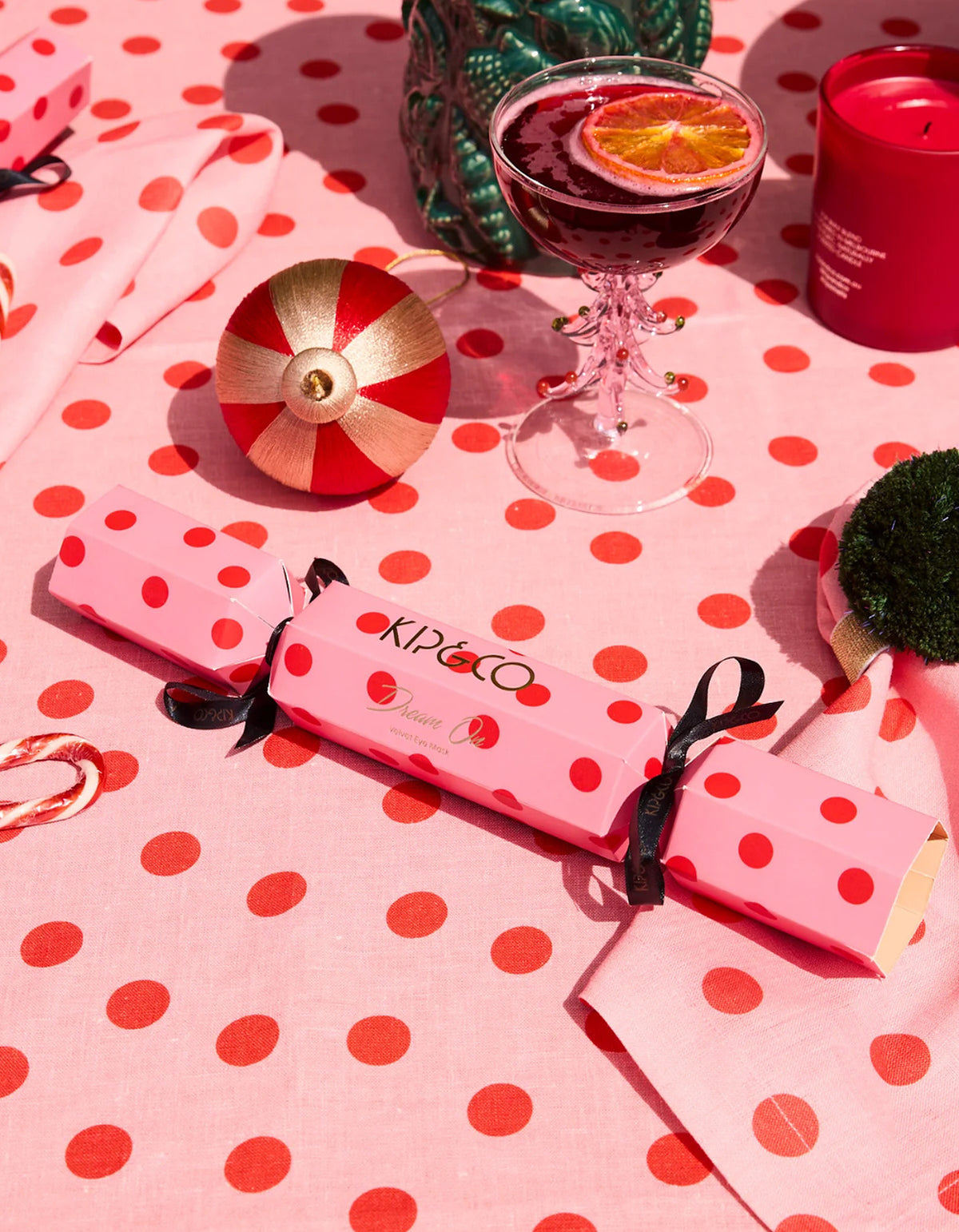 Polkadot Pink Tablecloth Standard Rectangular