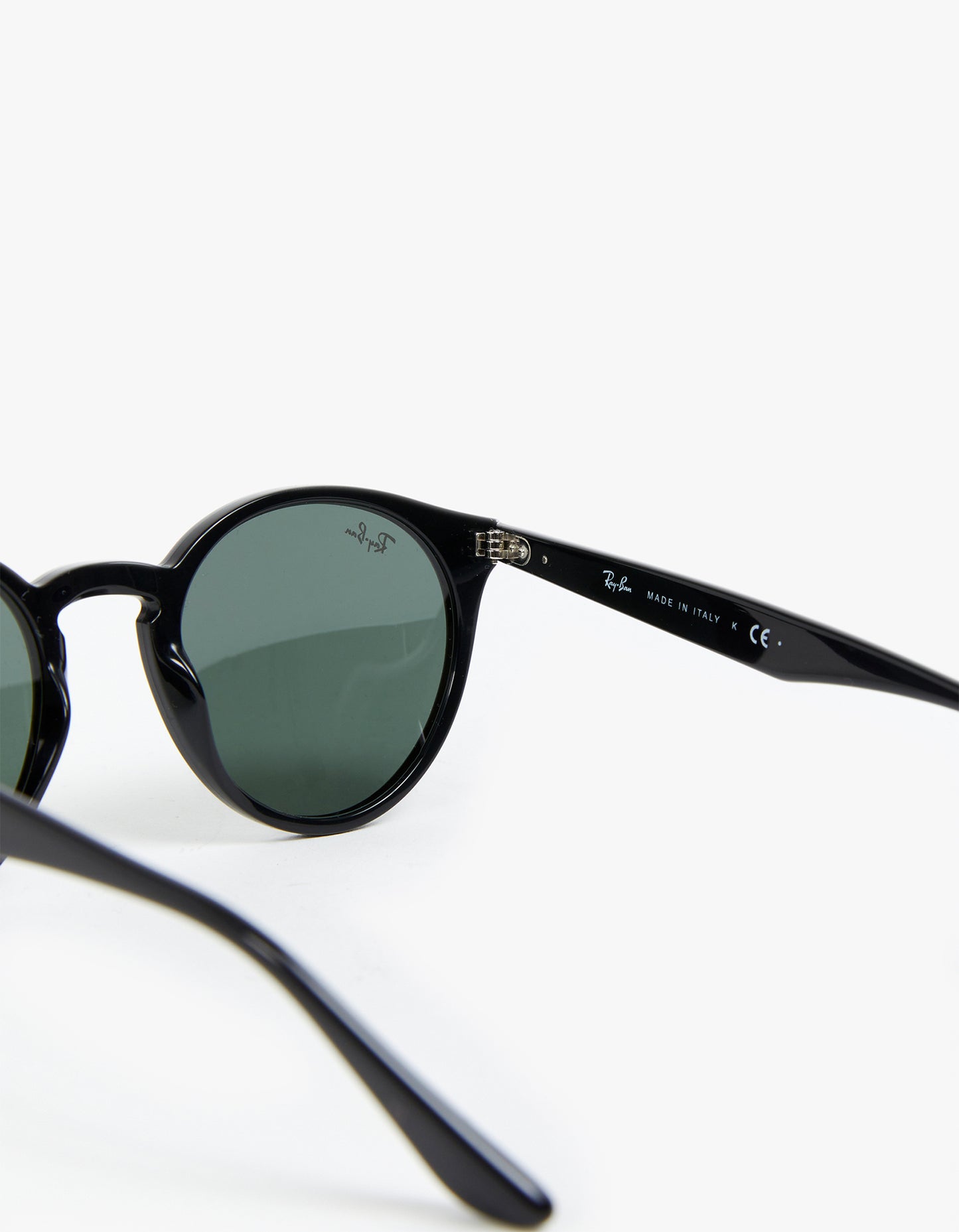Round Sunglasses - Black/Green