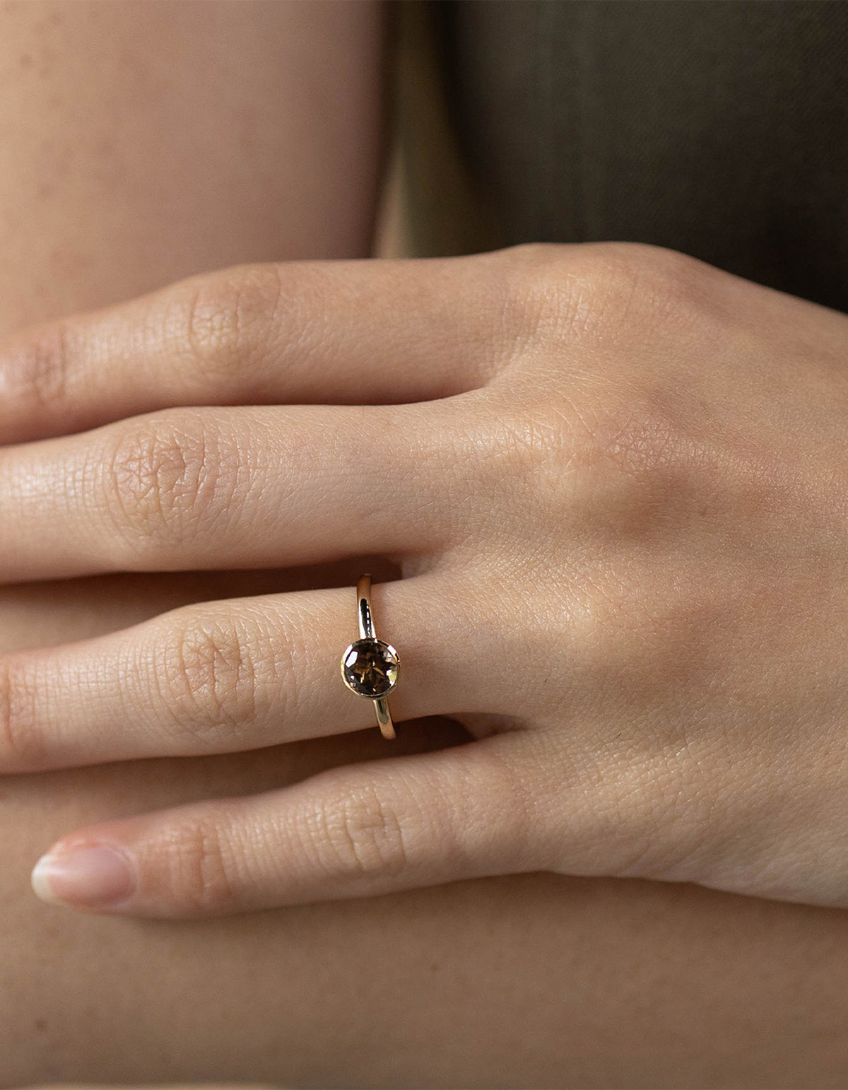 Mon Petit Stacker Ring Smokey Quartz - Gold