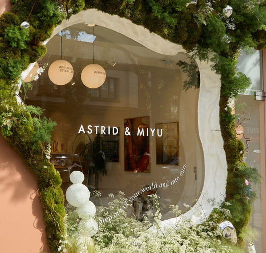 Introducing: Astrid & Miyu