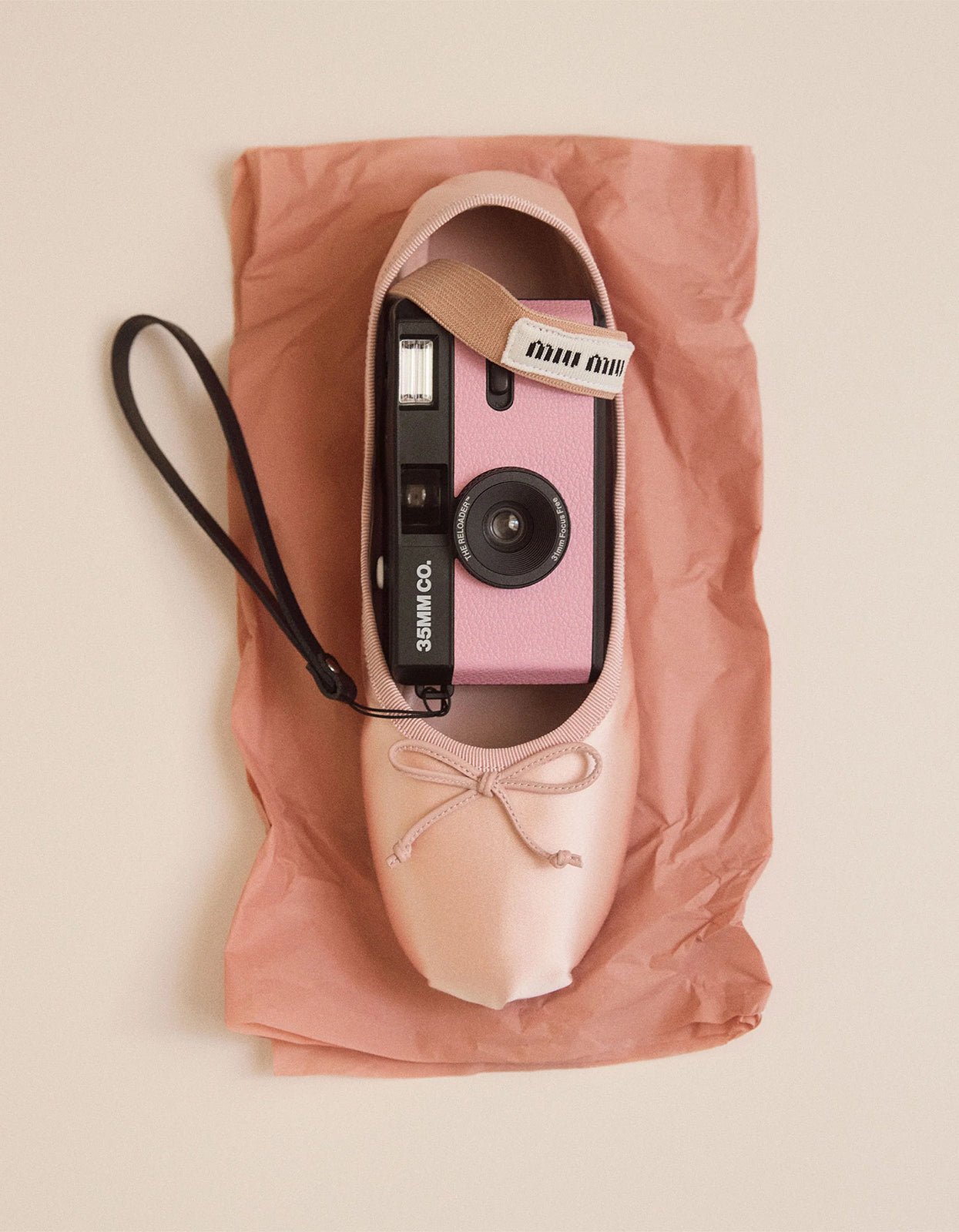 The Reloader Reusable Film Camera - Ballerina