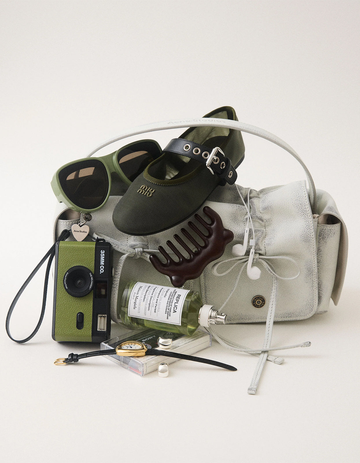 The Reloader Reusable Film Camera - Olive Martini