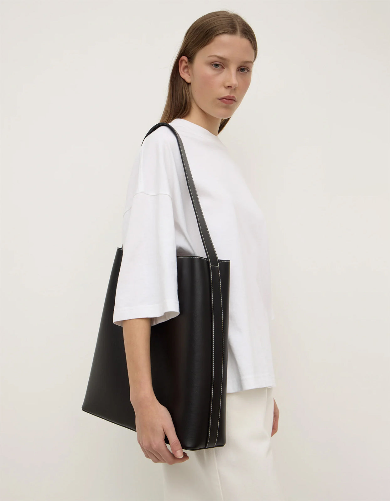 Charlie Leather Shoulder Bag - Black