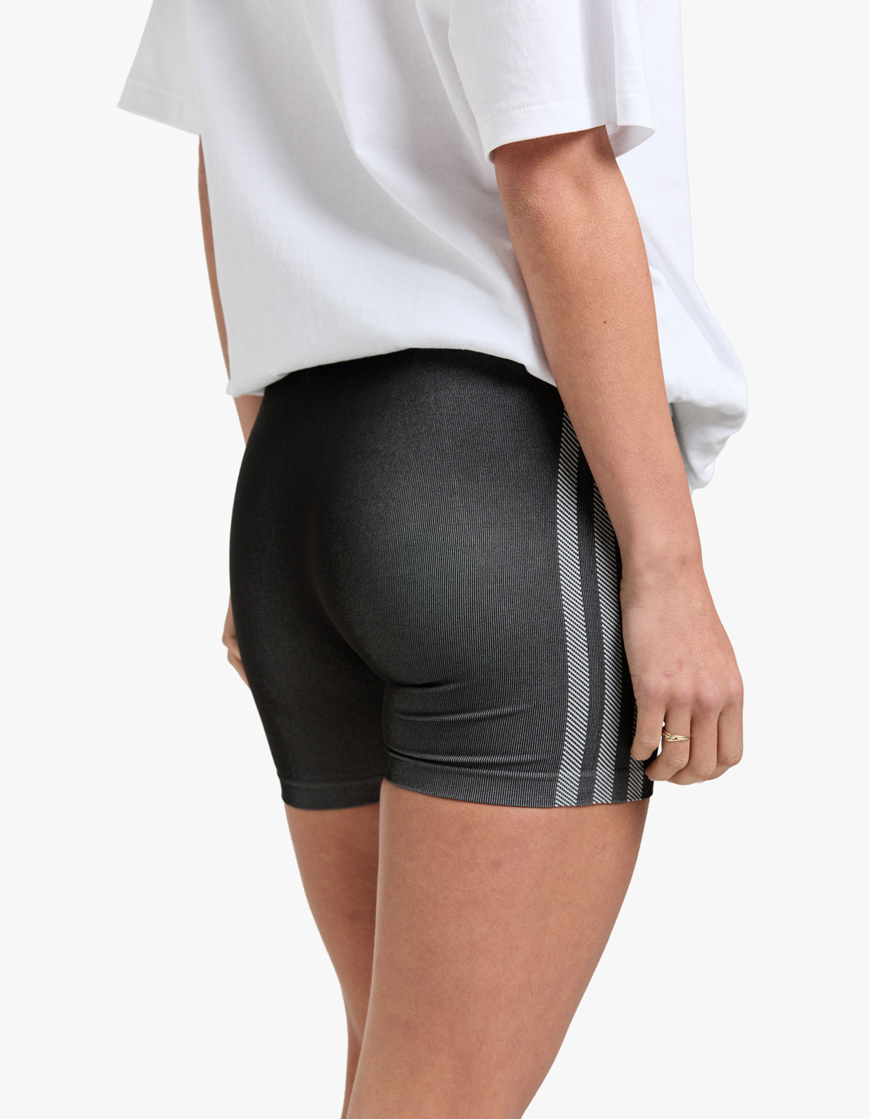 Seamless Bike Shorts - Black/White