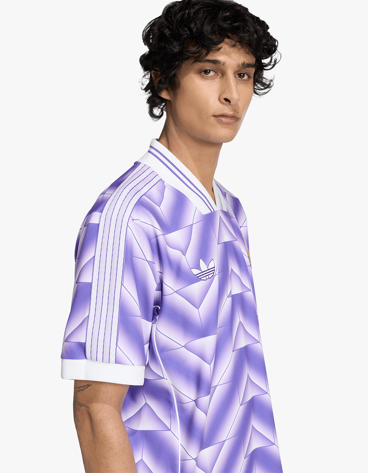 Real Madrid Lifestyler Jersey - Purple Rush/White