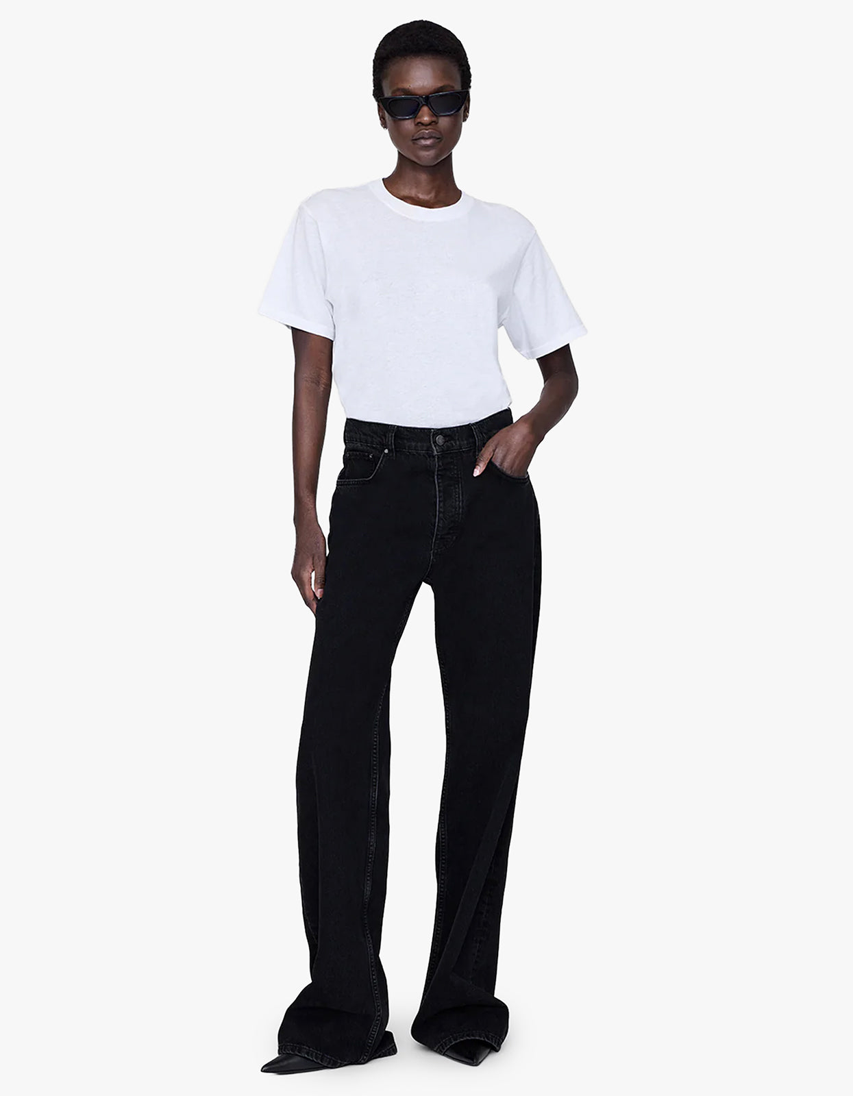 Hugh Jean - Vintage Black