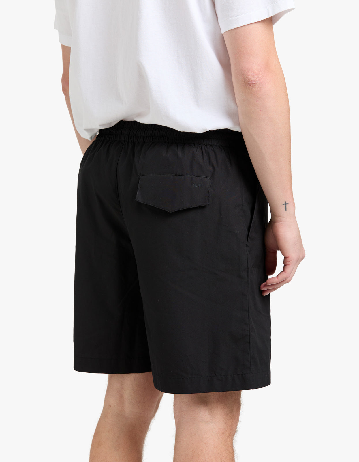 Short - LZZ Black