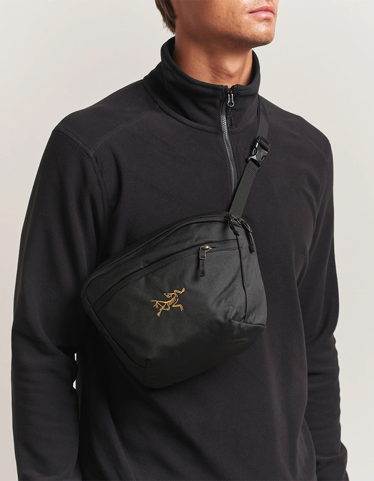 Mantis 1 Waist Pack - 24K Black