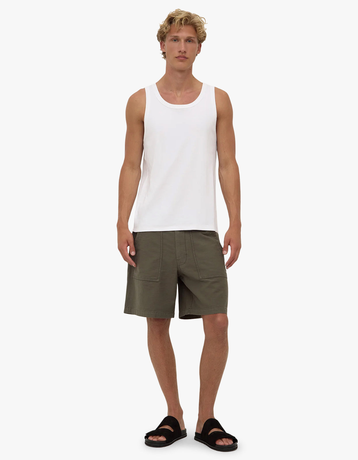 Carrier Short - Moss