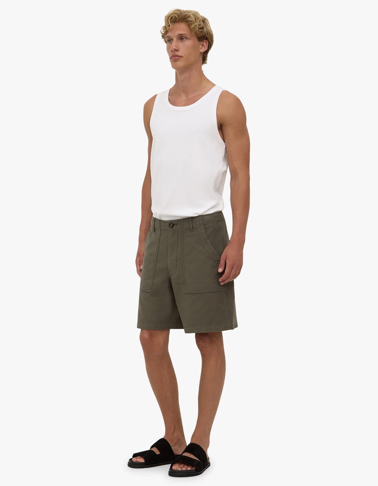 Carrier Short - Moss