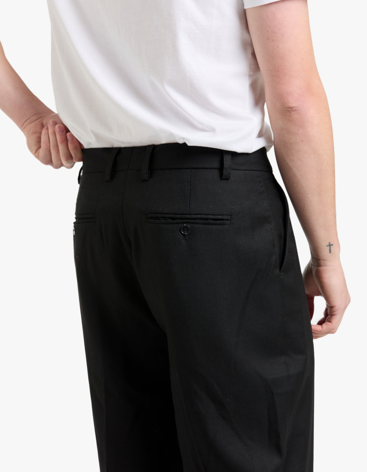 Ari Tailored Pant - Black