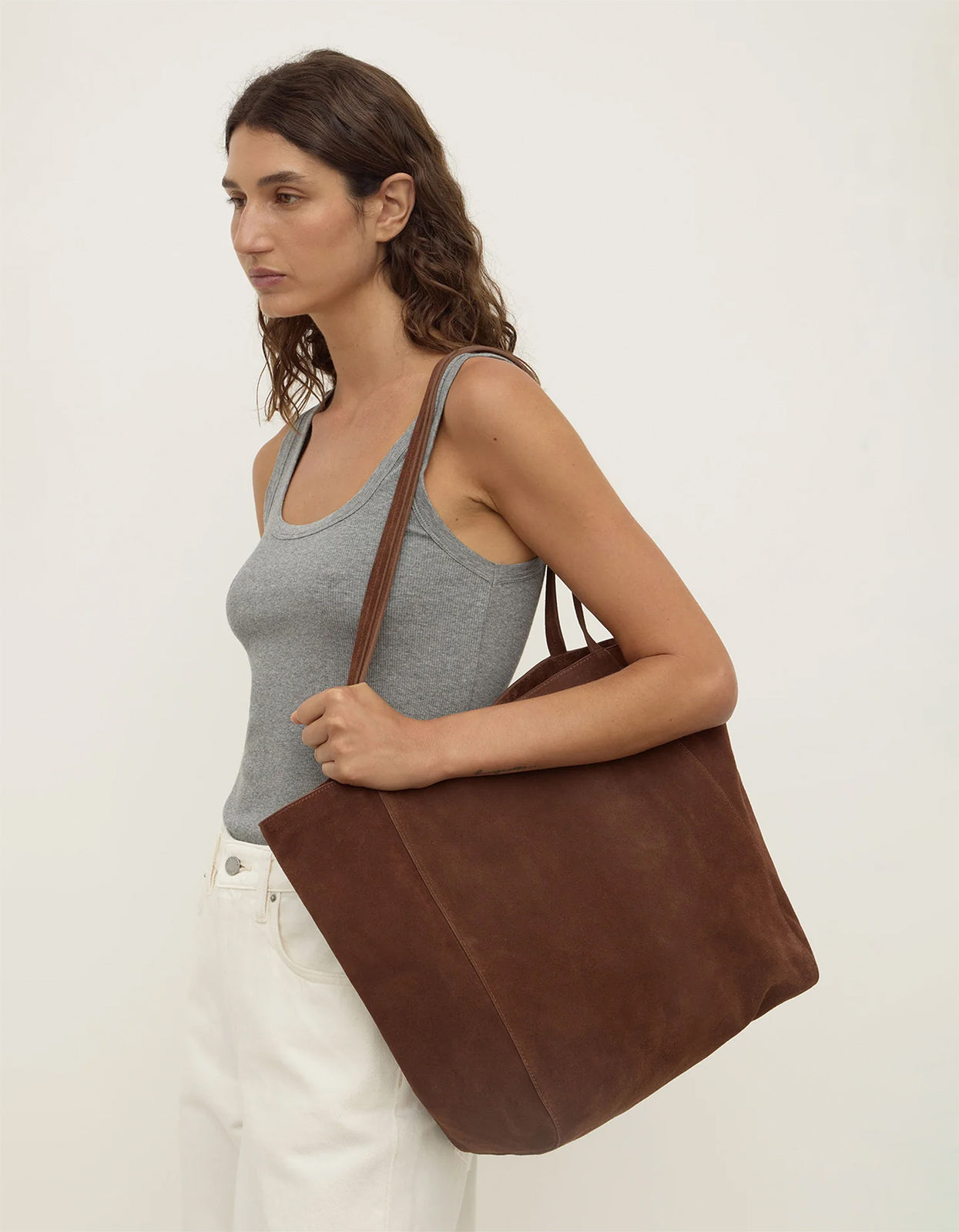 Paige Suede Tote Bag - Amaro