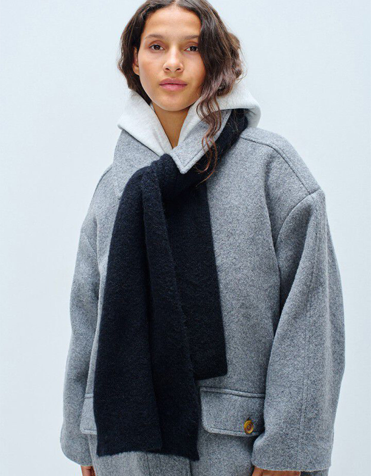 East Scarf - Black