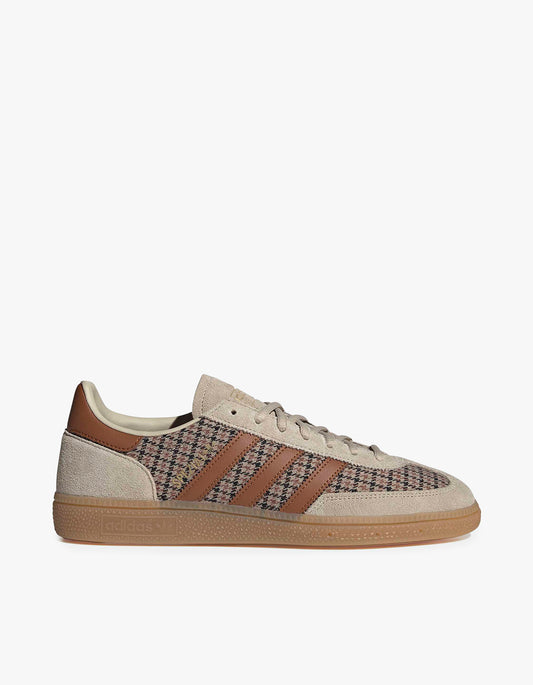 Womens Handball Spezial - Khathr/Dubr/Gum4