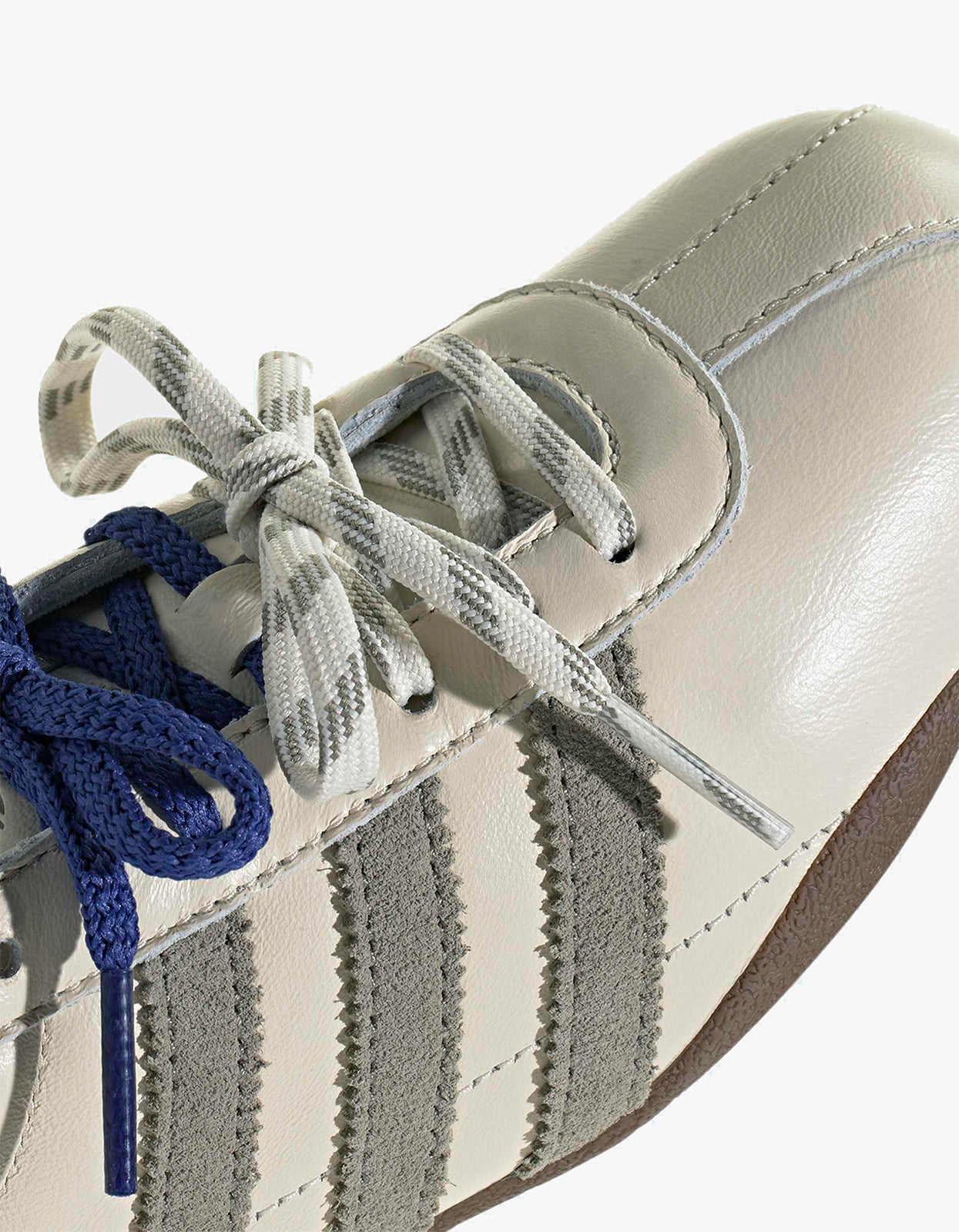 Womens Tokyo - Owhite/Silpeb/Gum5