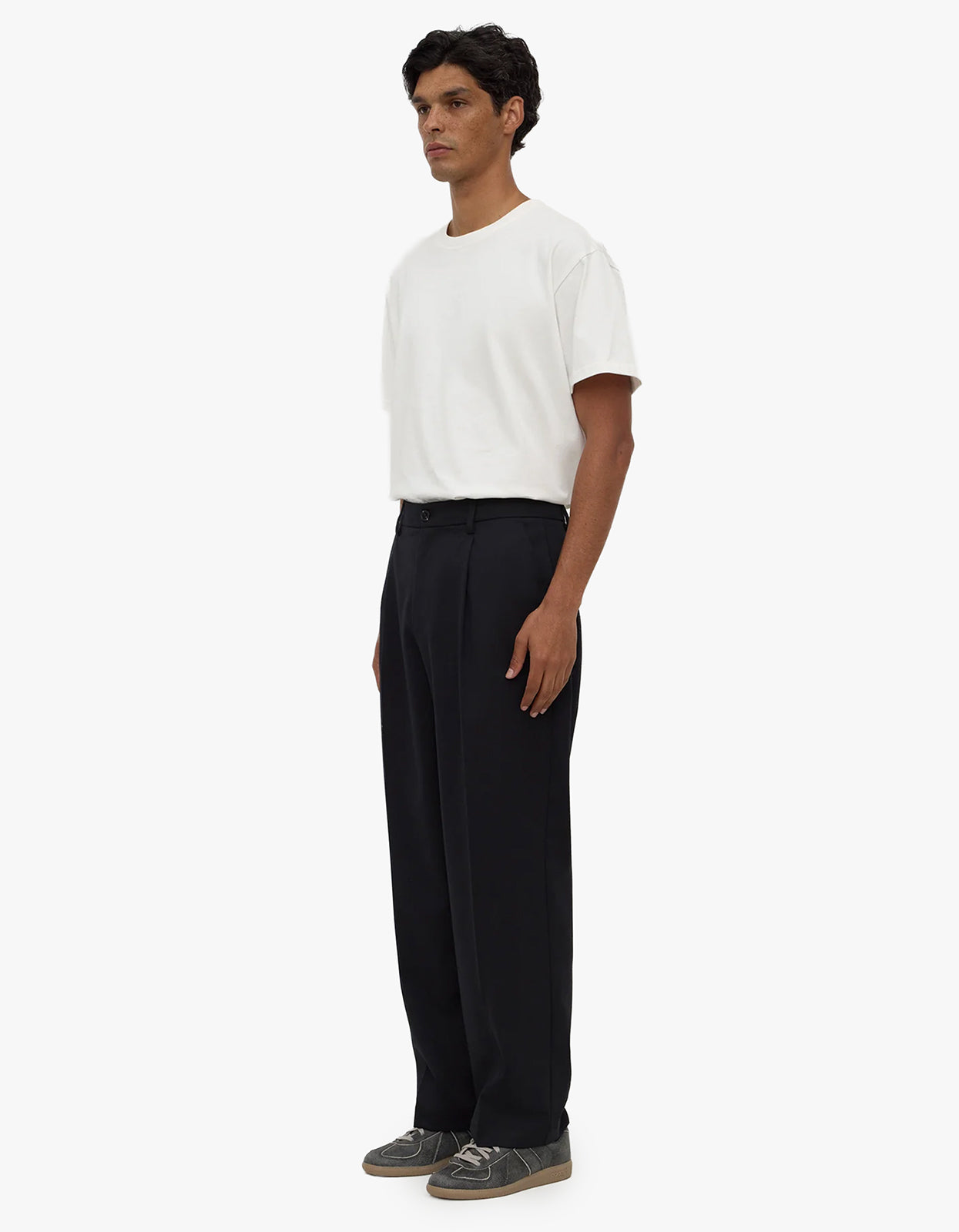 Ari Tailored Pant - Black