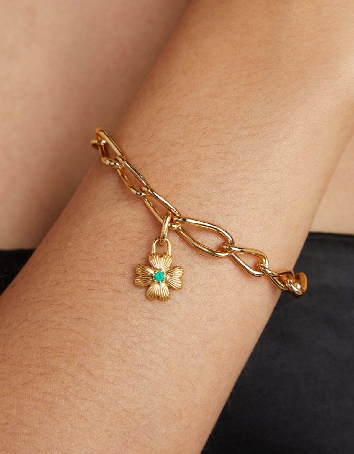 Clover Talisman Charm - Gold