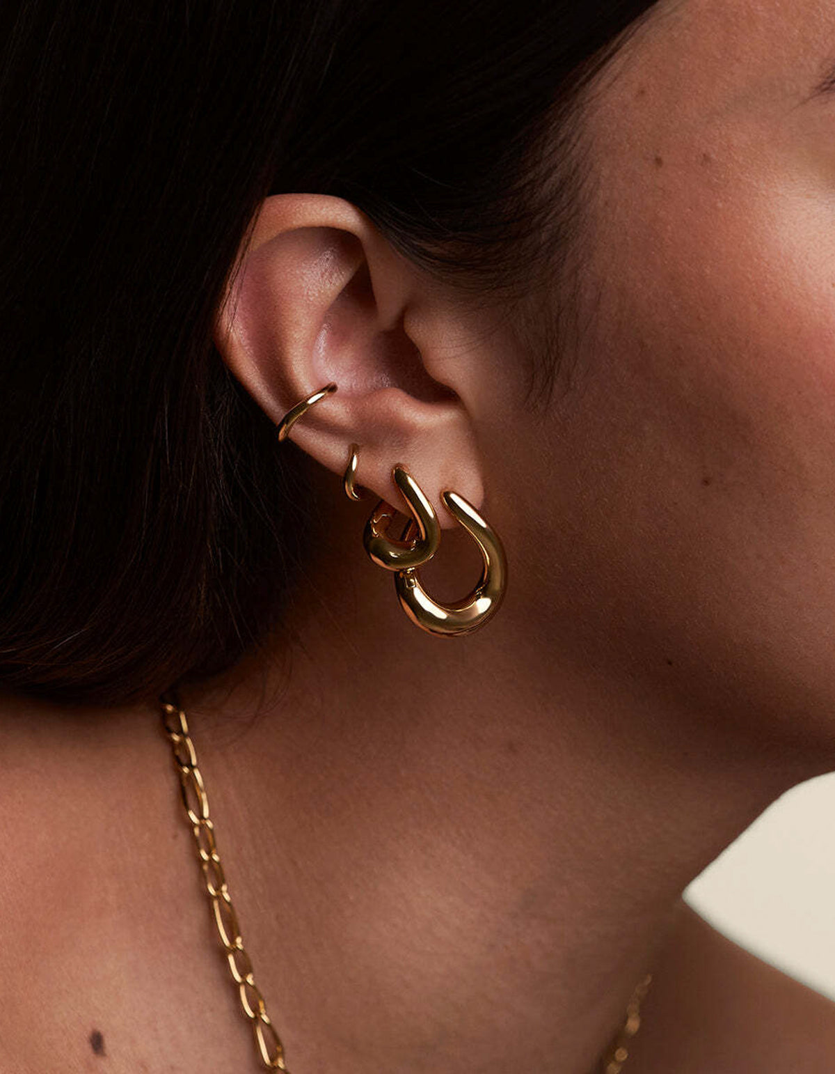 Molten Medium Hoops - Gold