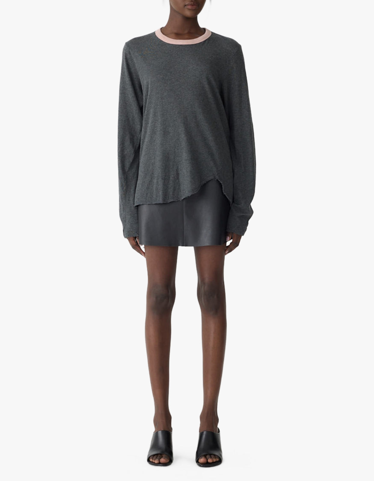 Contrast Scoop Hem L/S T-S - Charcoal Marl/Pink