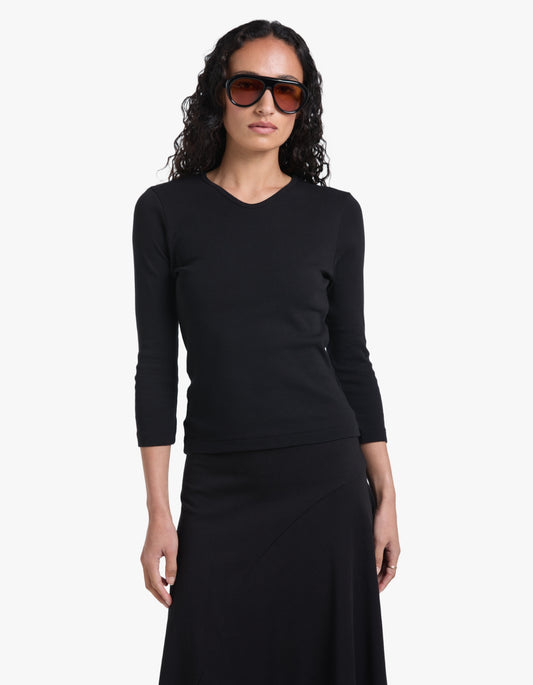 3/4 Sleeve V-Neck T-Shirt - Black