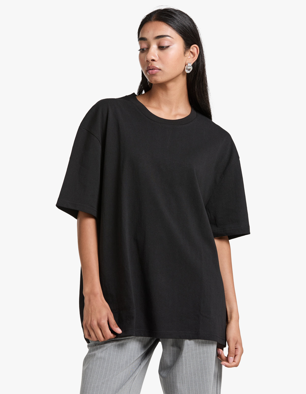 Jonas Boyfriend Tee - Black