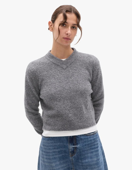 Caludia V Knit - Grey