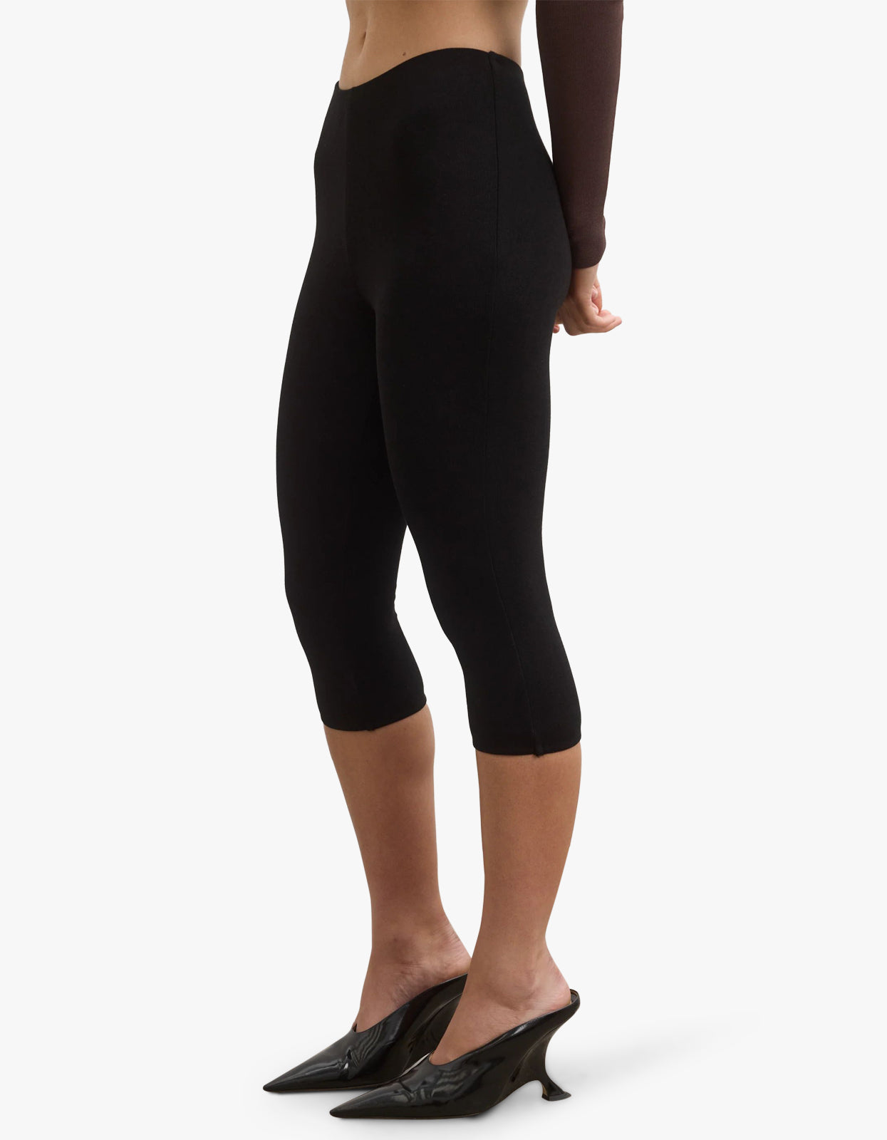 Lulu Capris - Black