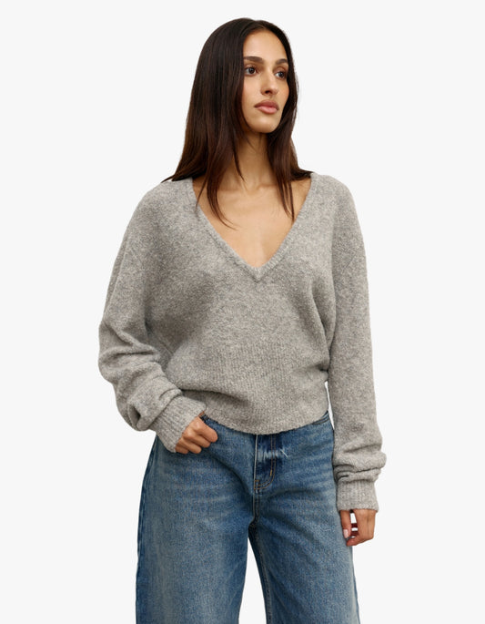 Sonia Crew Neck - Light Grey