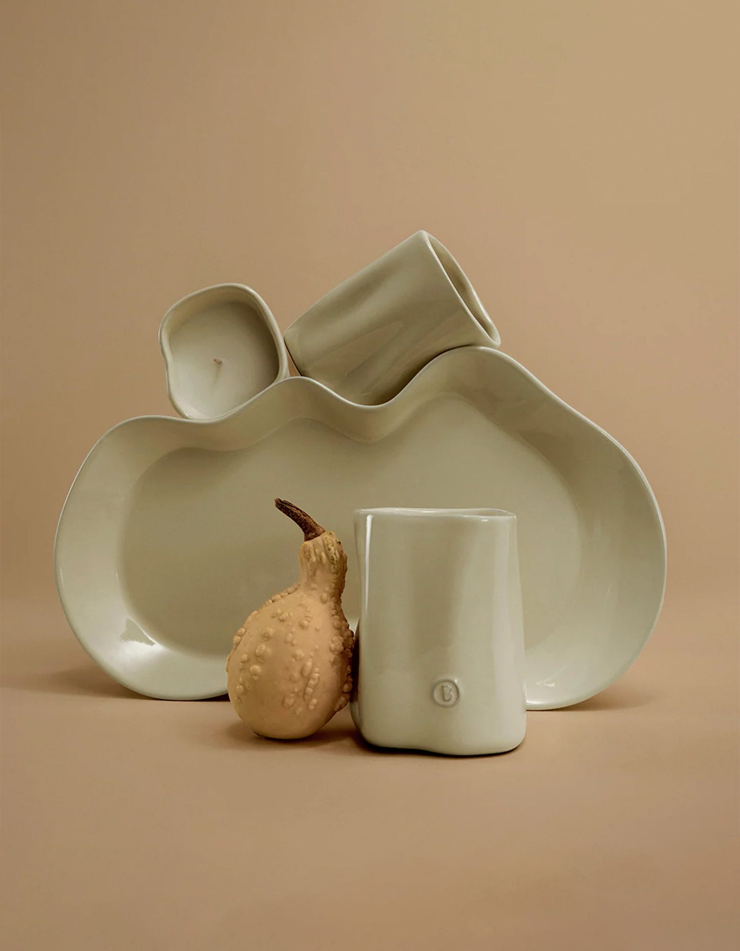 Rainveil Ceramic Candle - Ivory