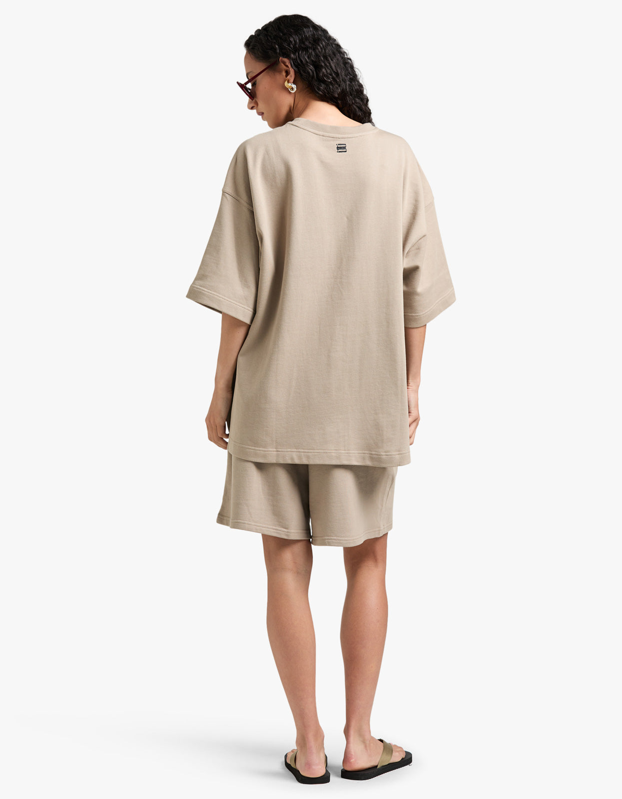Hendrix Tee - Taupe