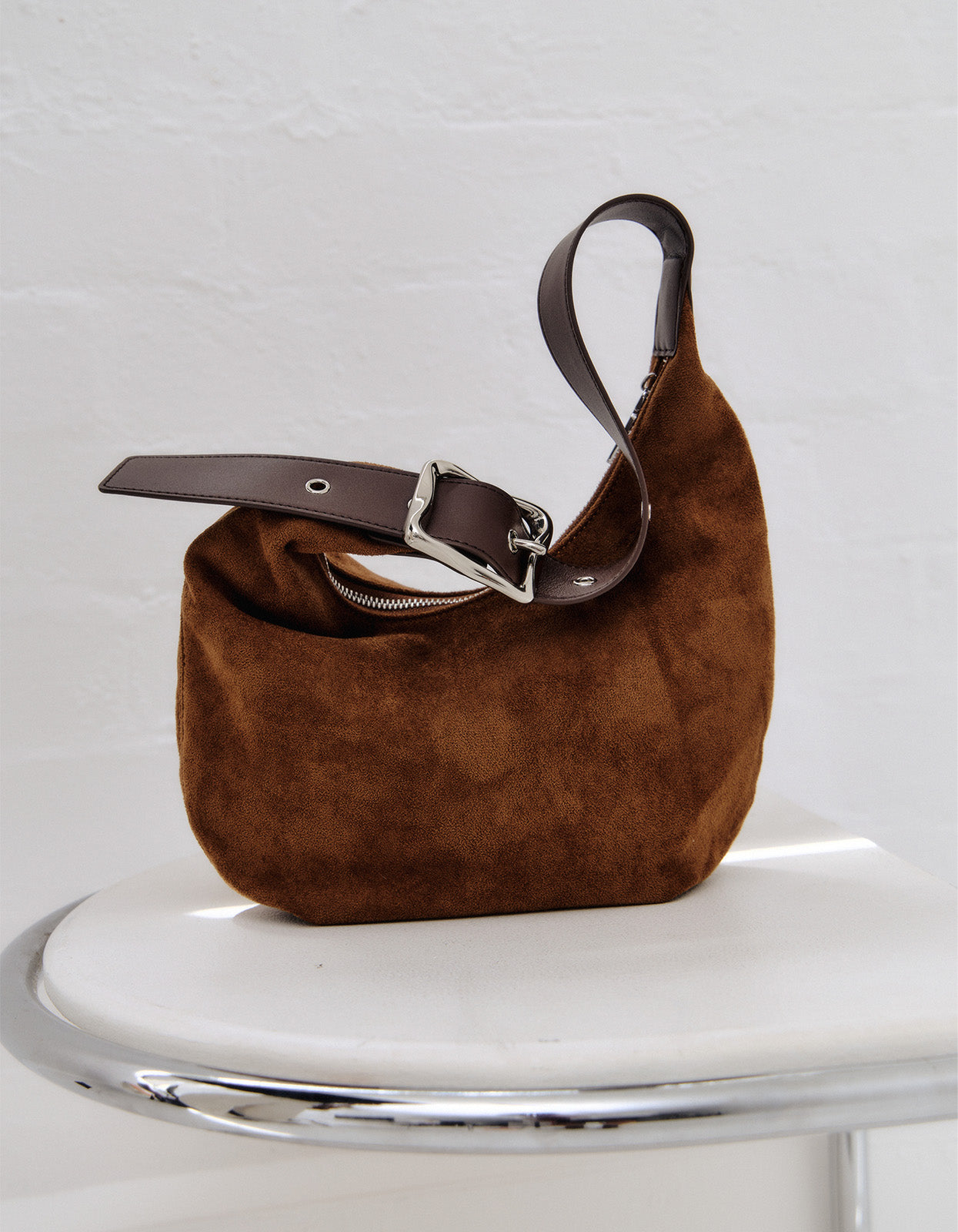 Everyday Croissant Bag - Chestnut