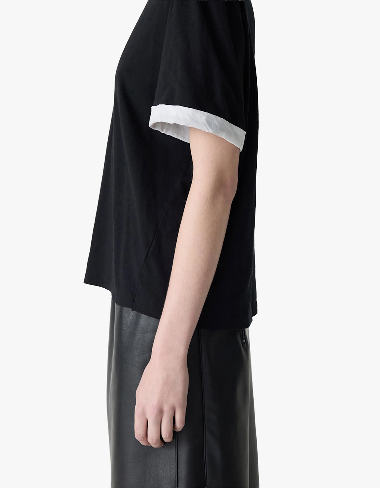 Slouch Turnback T-Shirt - Black/White