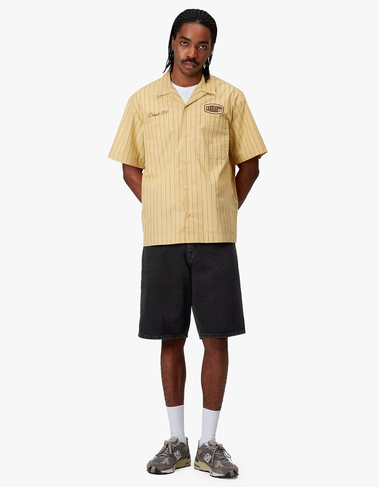 Single Knee Short - Black Garment Dyed