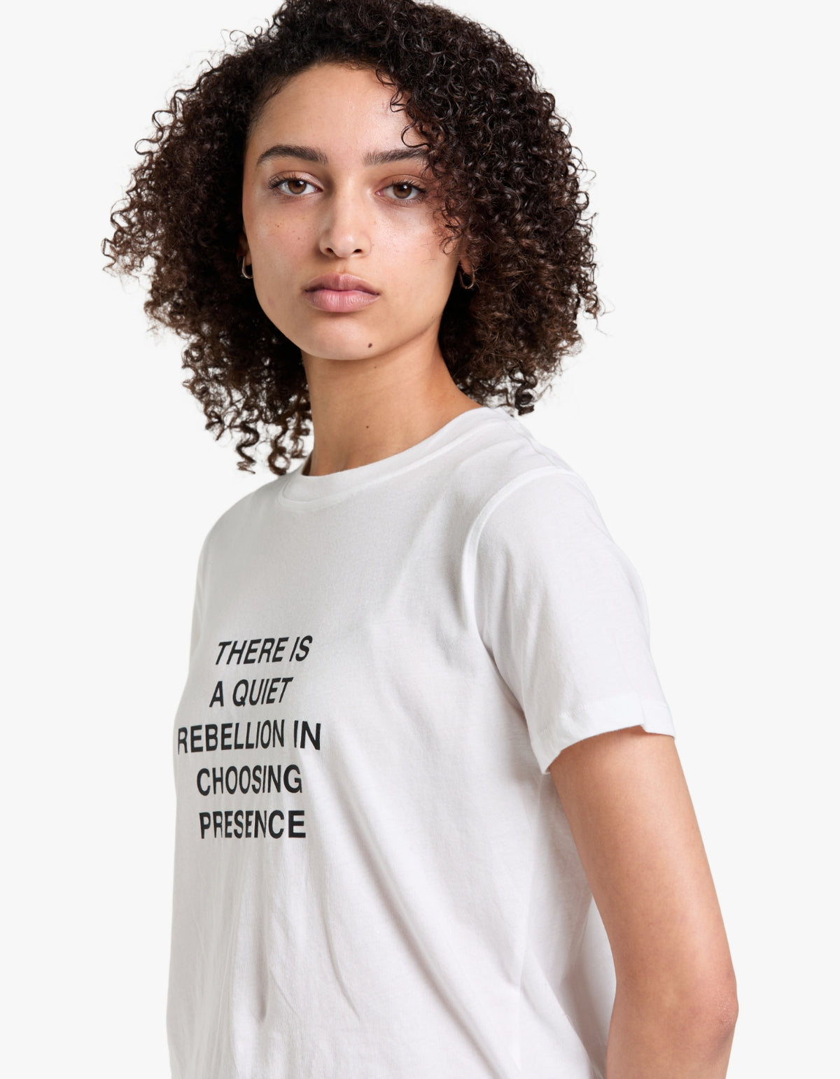 Lucinda Fitted Tee - Soft Whit/Black