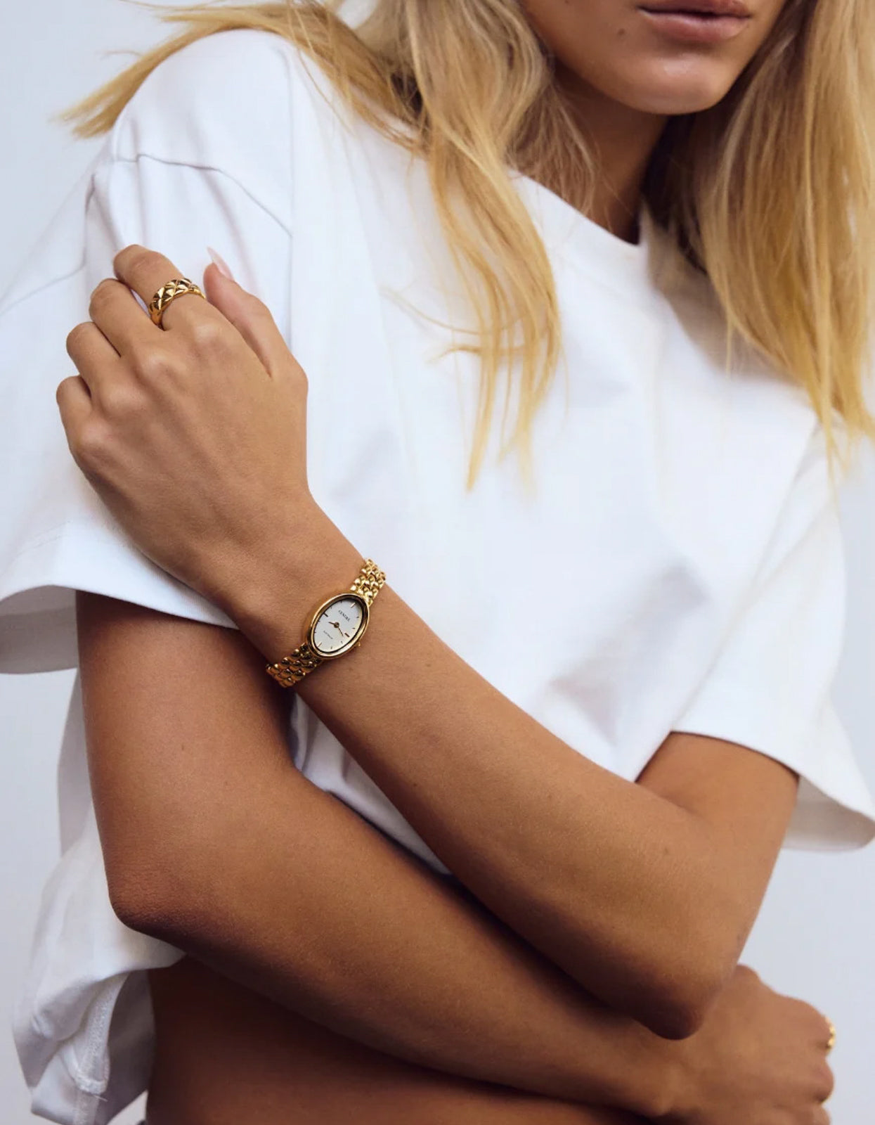 Phoebe Watch - Gold