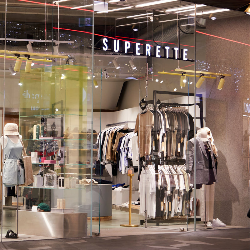 Superette Commercial Bay