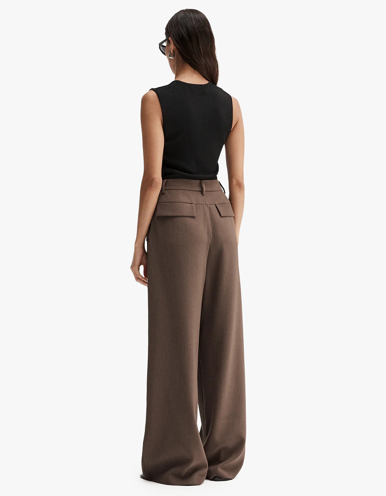 Monica Pant - Mocha