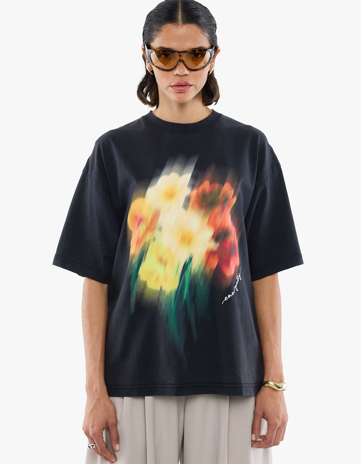 Blurred Sunflowers Tee - Vintage Black