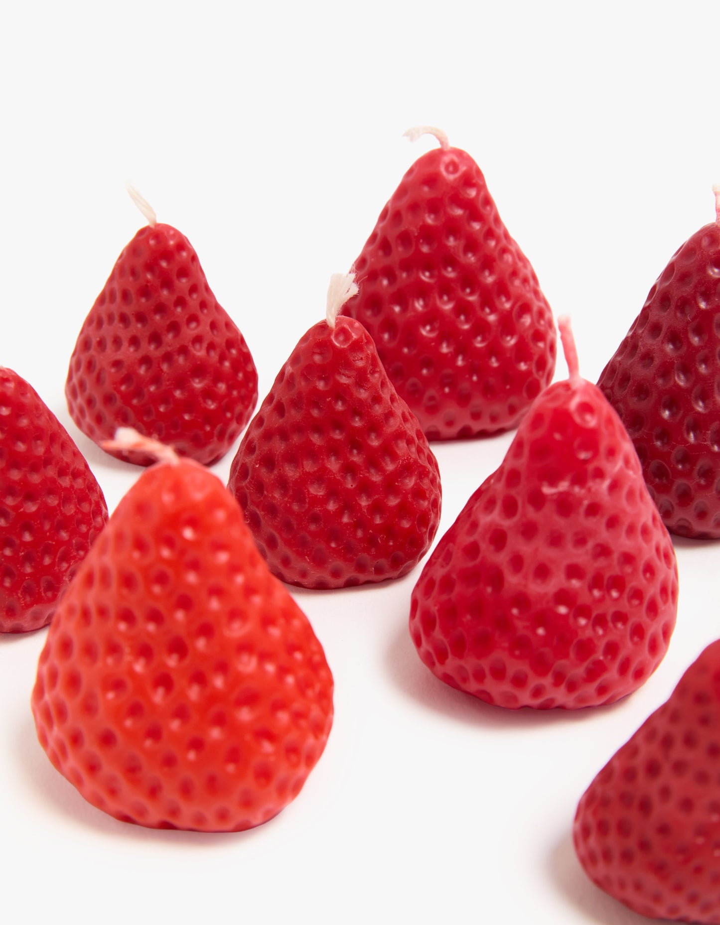 Mini Strawberry Candles 8 Pack - Red