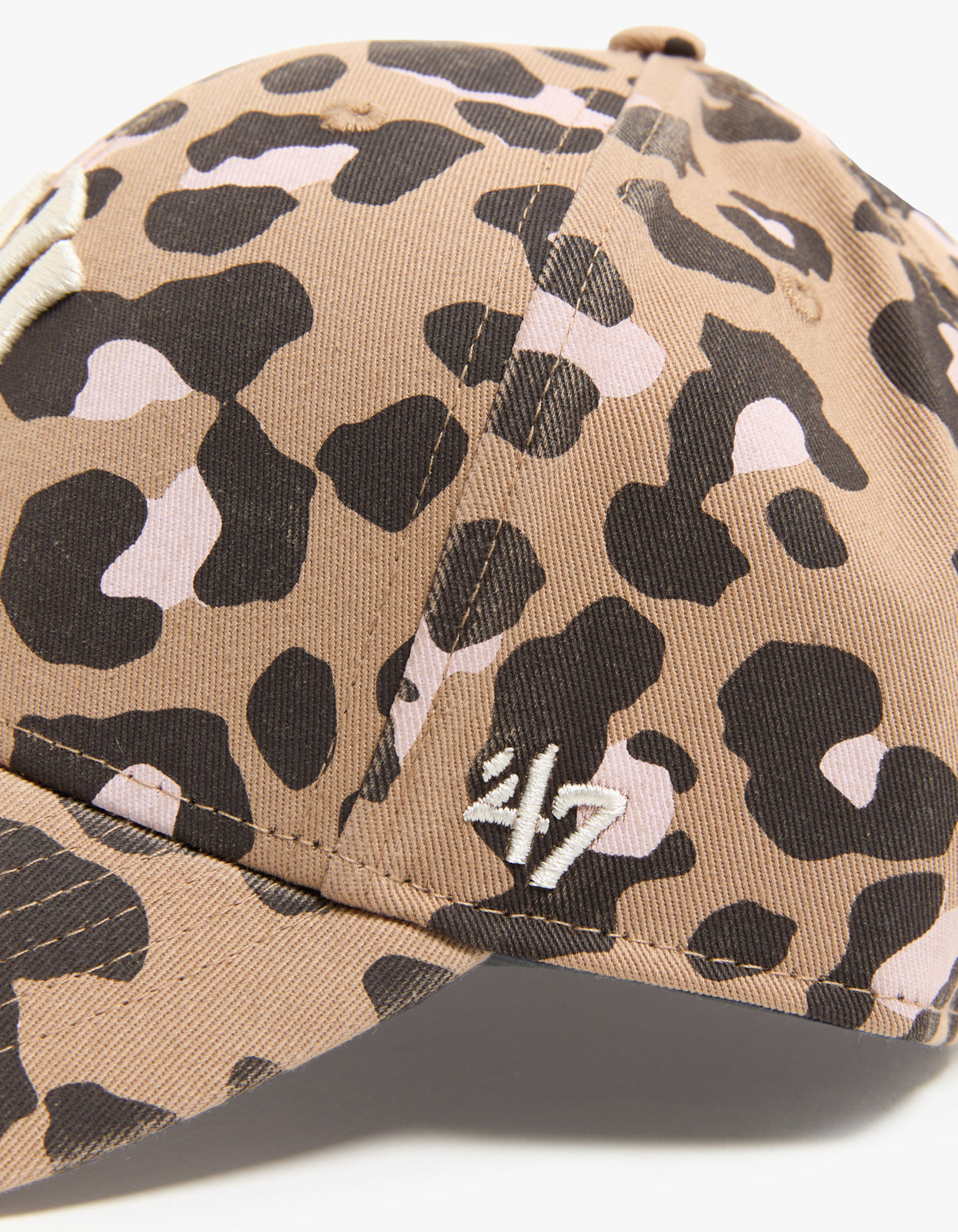 New York Yankees Leopard '47 MVP Cap - Khaki