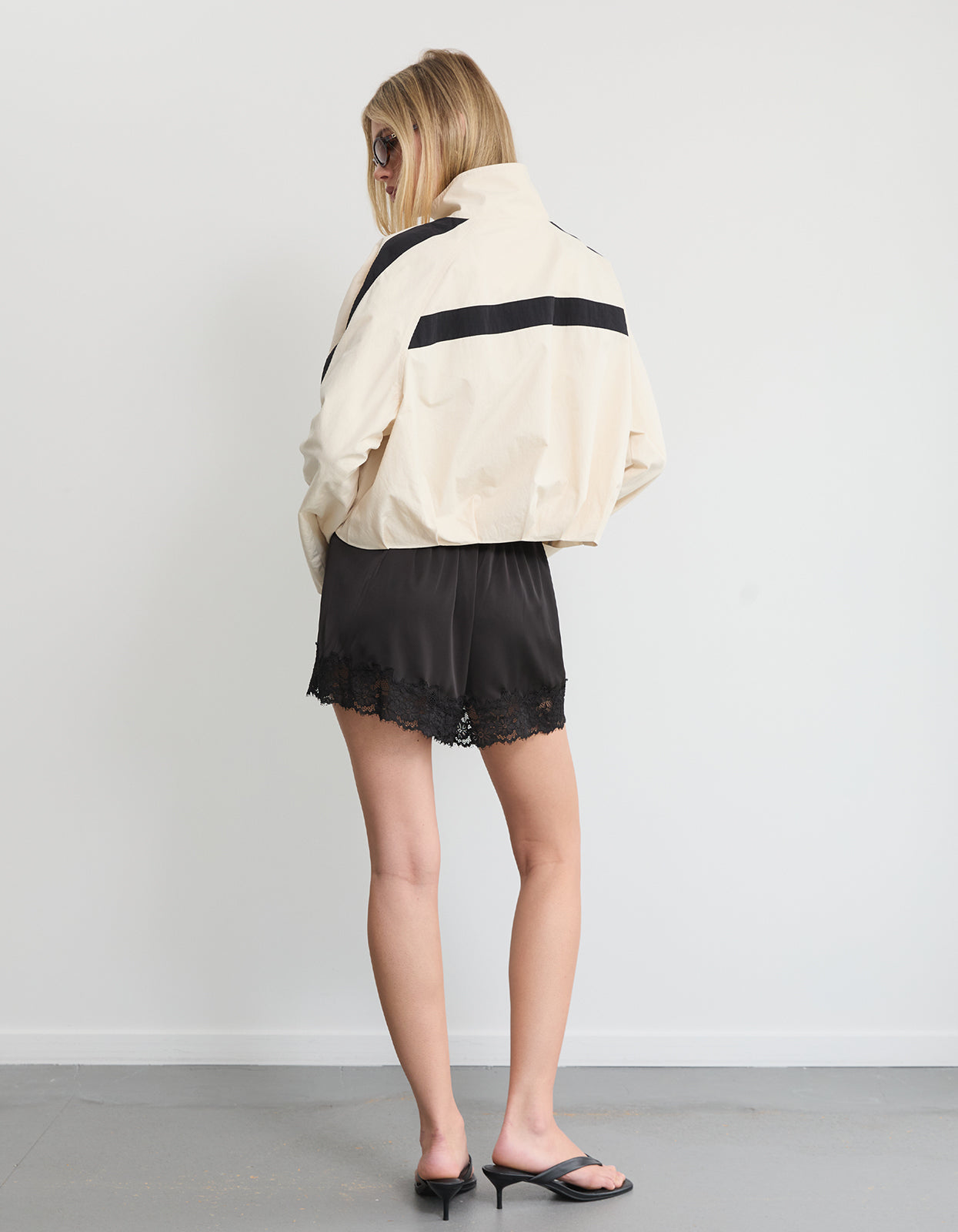Greta Lace Short - Black